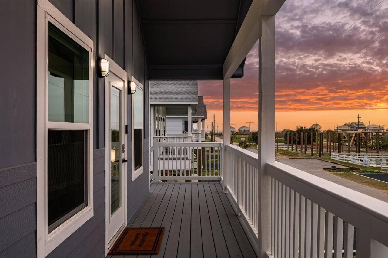 Serenity Villa By The Beach Bolivar Peninsula Exterior photo